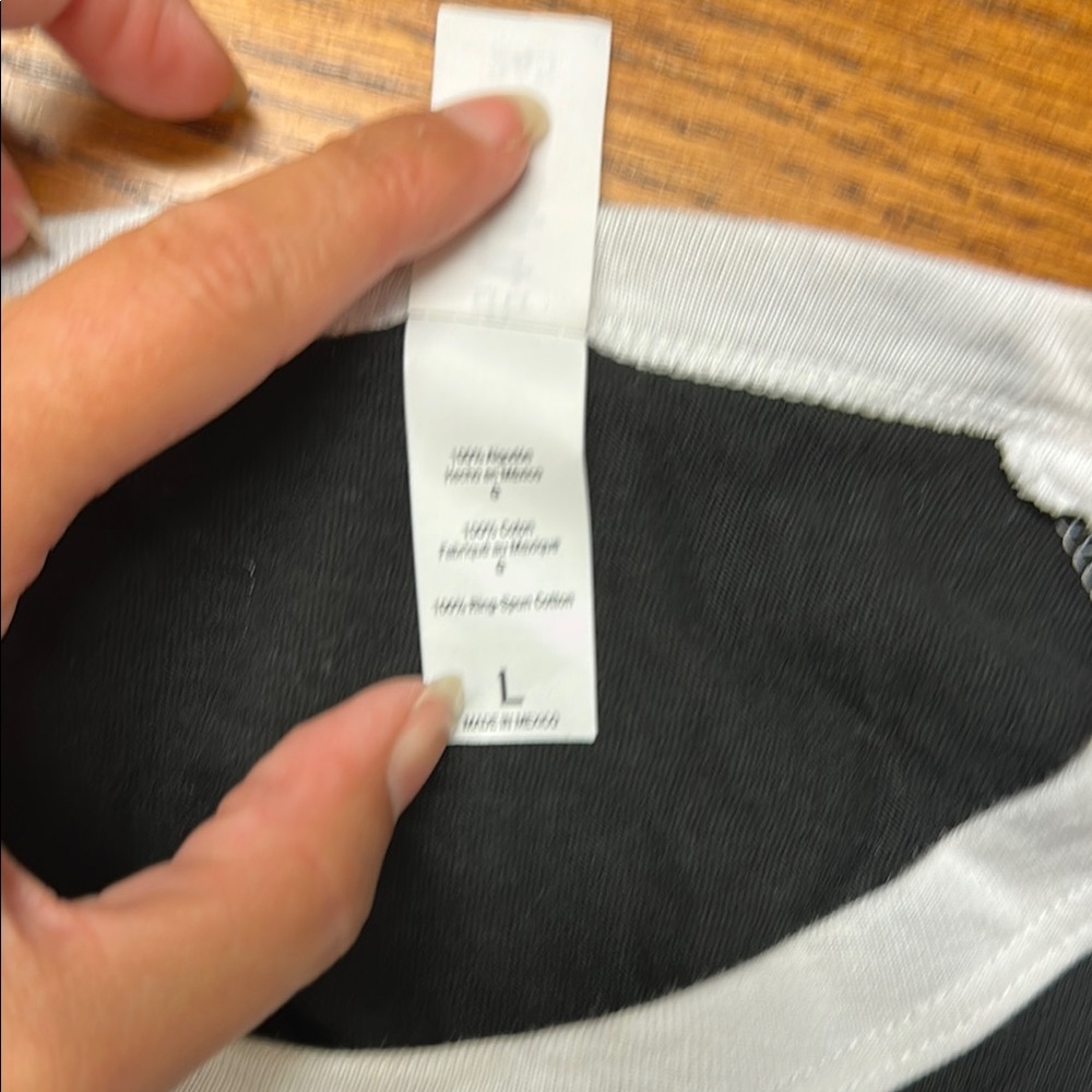 Black and White VetsAid Graphic Tee - Picture 6 of 6